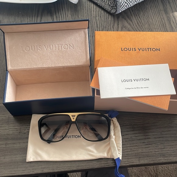 Louis Vuitton unisex sunglasses - Picture 5 of 10